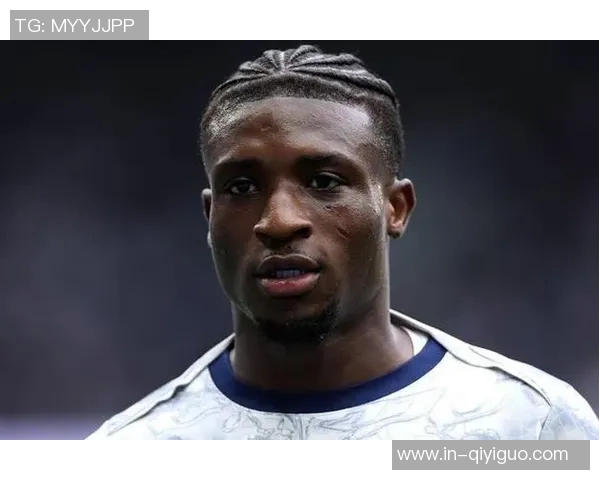 库杜斯本赛季五大联赛过人次数领跑英超对抗成功率最高