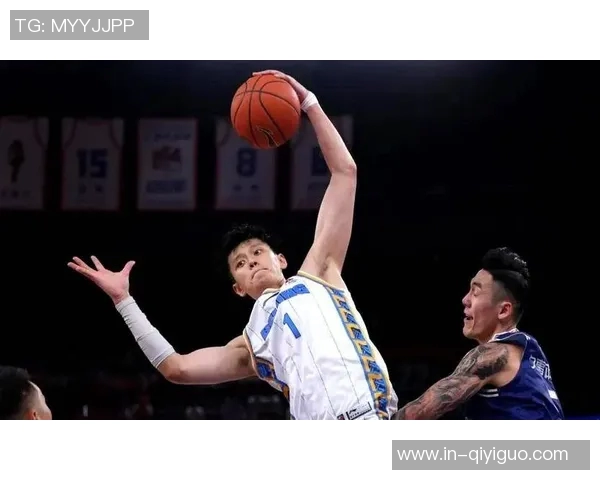 小波特盛赞曾凡博具备NBA潜力运动能力与投篮技术兼备 小波特盛赞曾凡博具备NBA潜力运动能力与投篮技术兼备