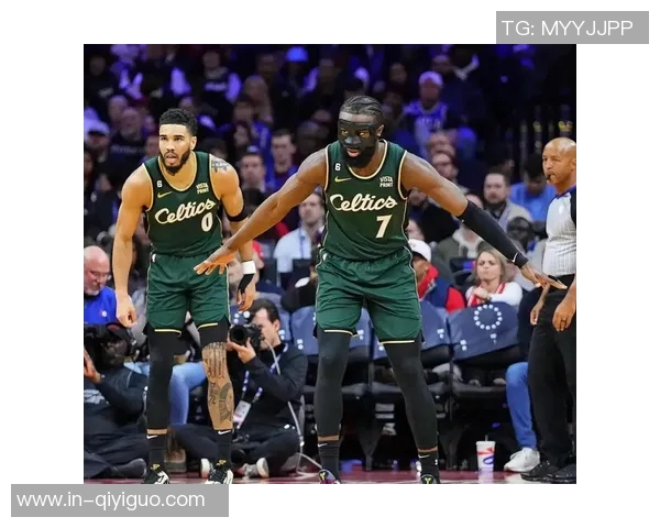 杰伦布朗回忆麦迪对自己的影响与休赛期的亲密交流